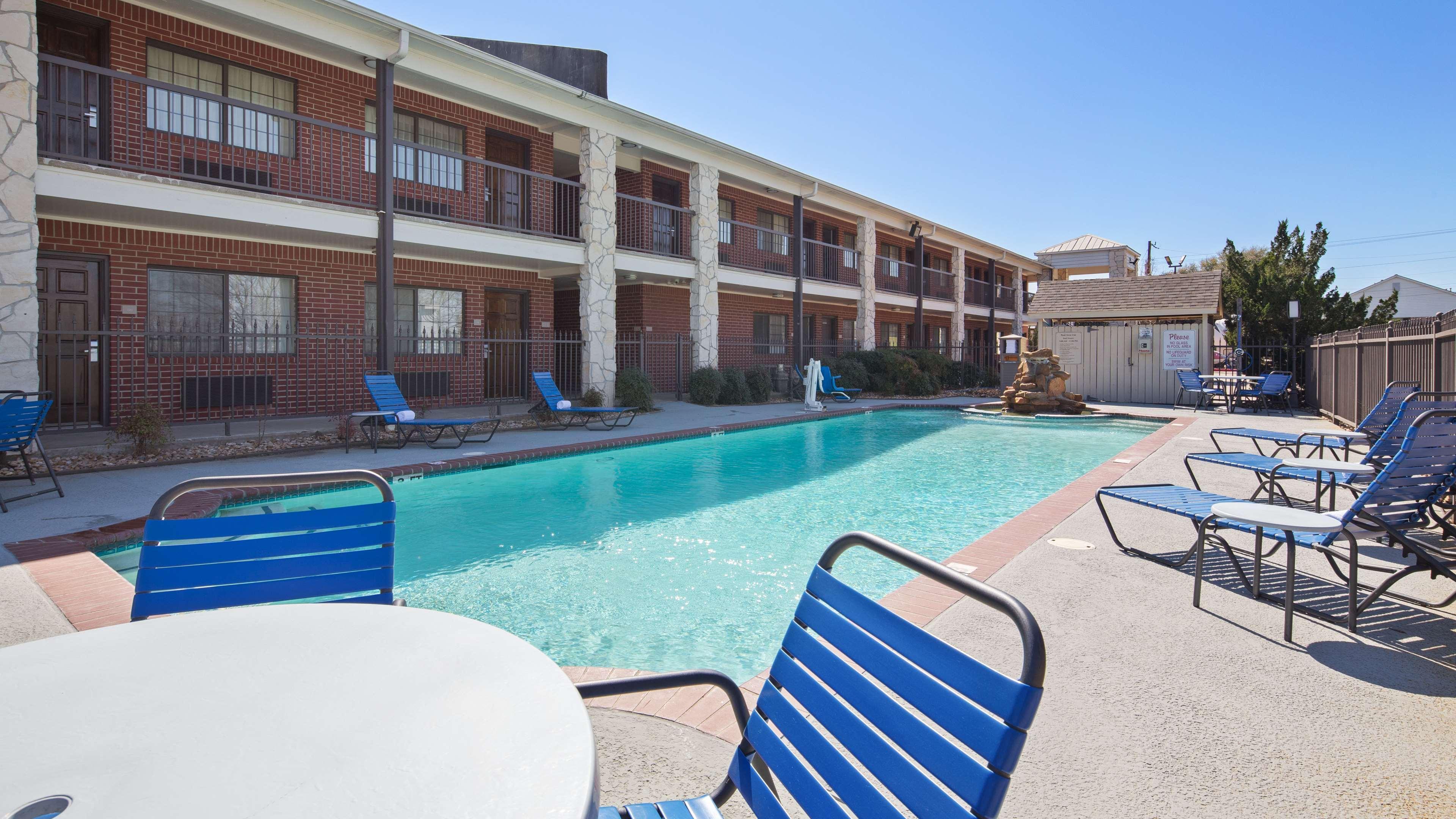 Best Western Brenham Exterior foto